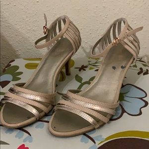 Seychelles champagne kitten heels